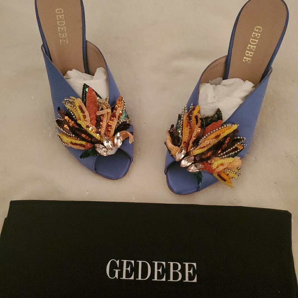 GEDEBE Kendall Heel in Blue. Slip-on styling.